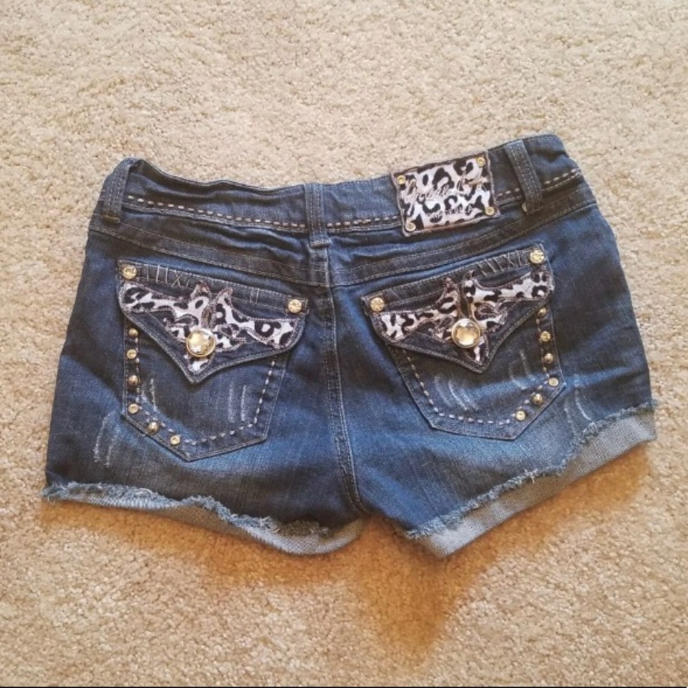 Grace in LA jean shorts